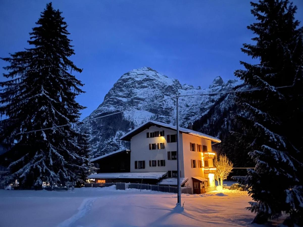 Al Cervo Albergo - Hotel Stabiziane Экстерьер фото